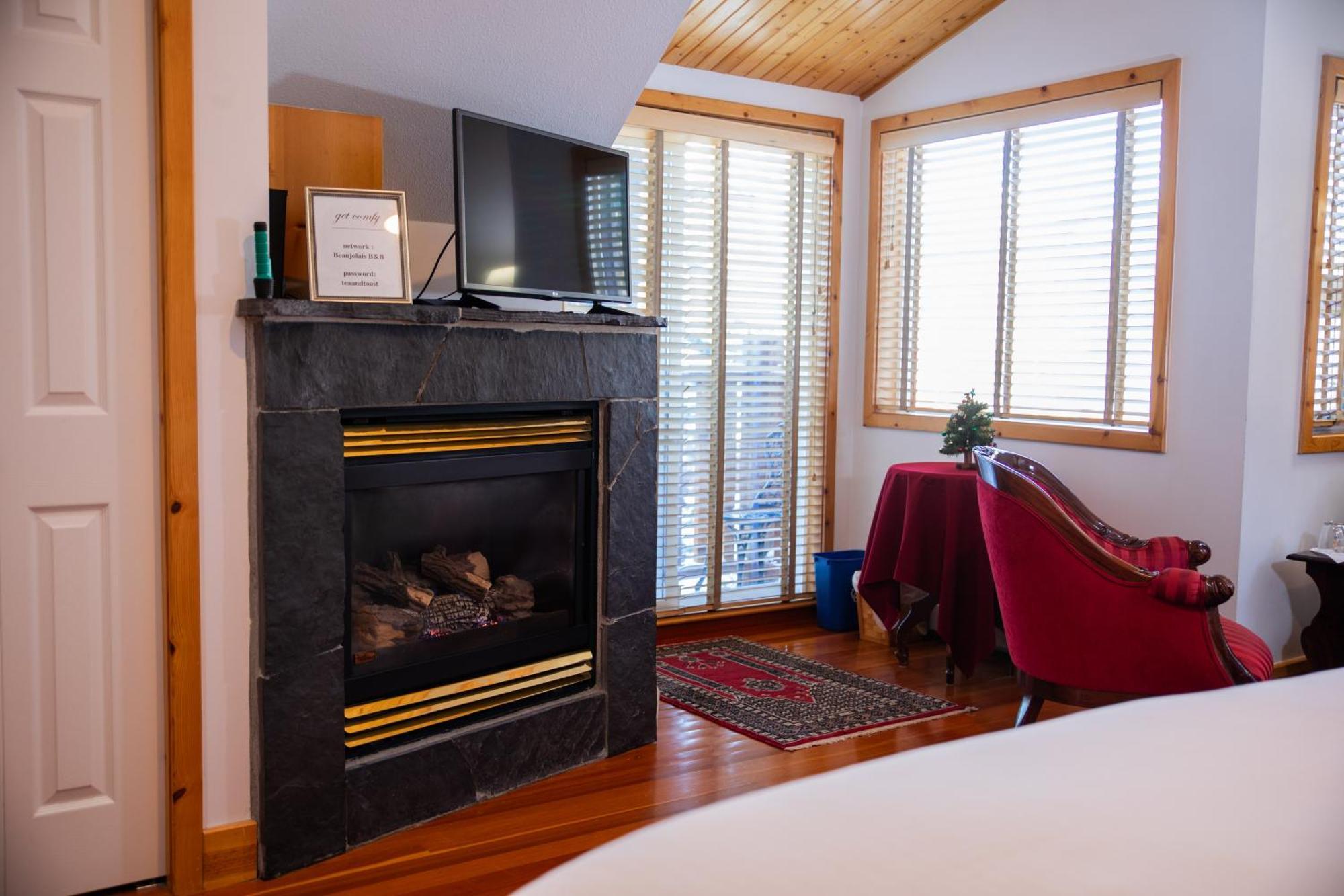 Beaujolais Boutique B&B At Thea'S House Banff Esterno foto