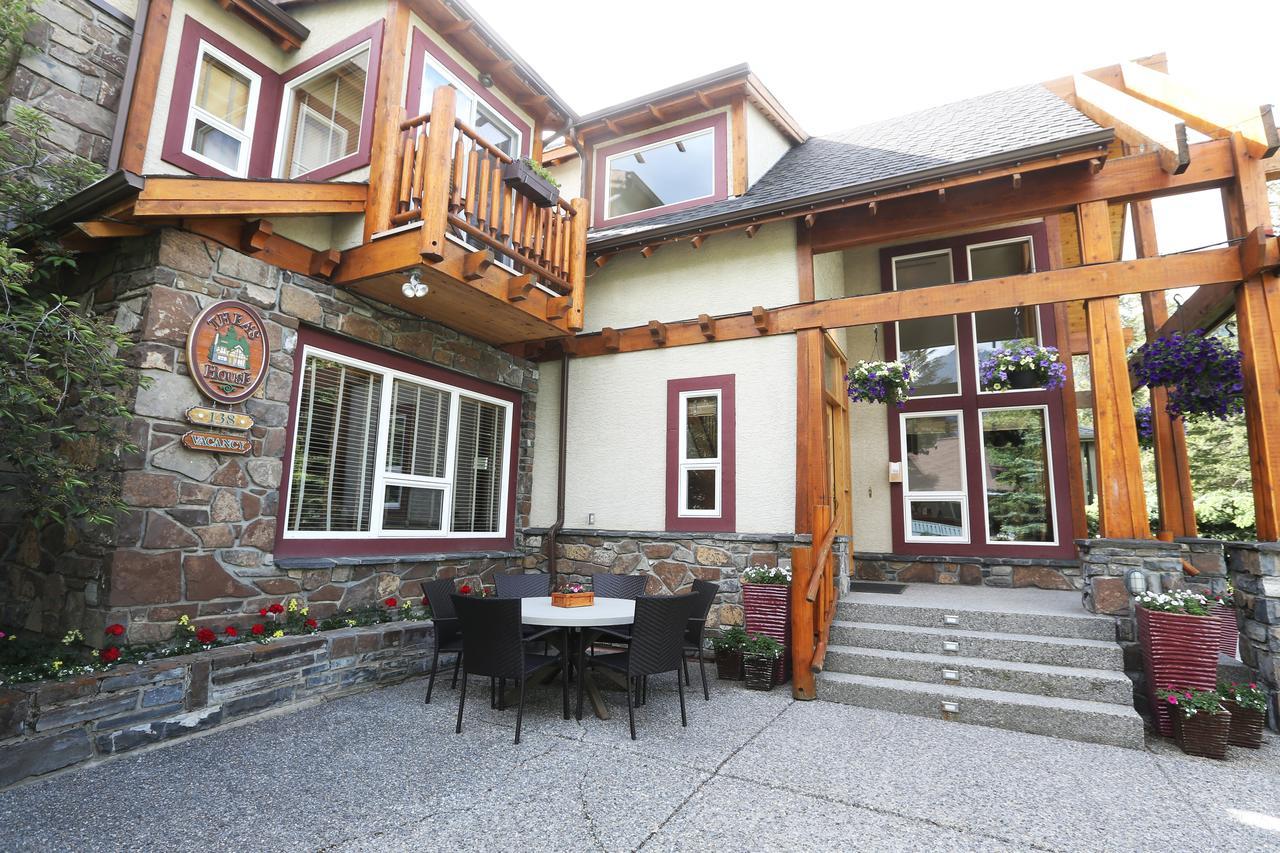 Beaujolais Boutique B&B At Thea'S House Banff Esterno foto